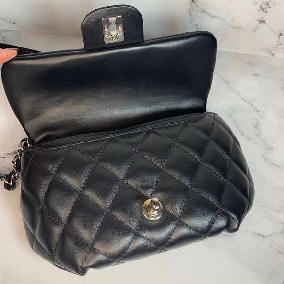 ❌❌ CHANEL Uniform CC calfskin leather black quilted Bumbag waist crossbody bag - Picture 6 of 15